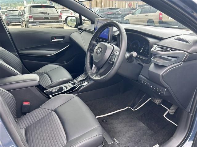 COROLLA TOURING HYBRID