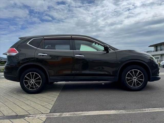 X-TRAIL 2WD