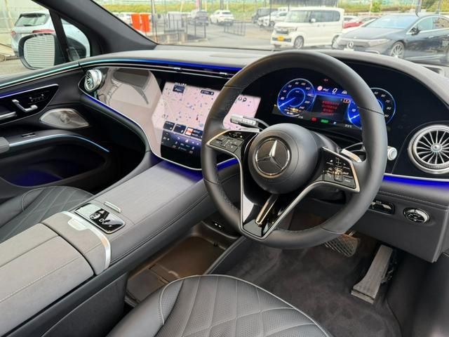 MERCEDES BENZ EQS SUV