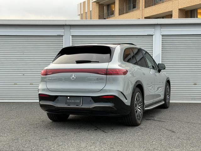 MERCEDES BENZ EQS SUV