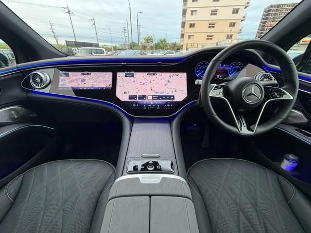 MERCEDES BENZ EQS SUV
