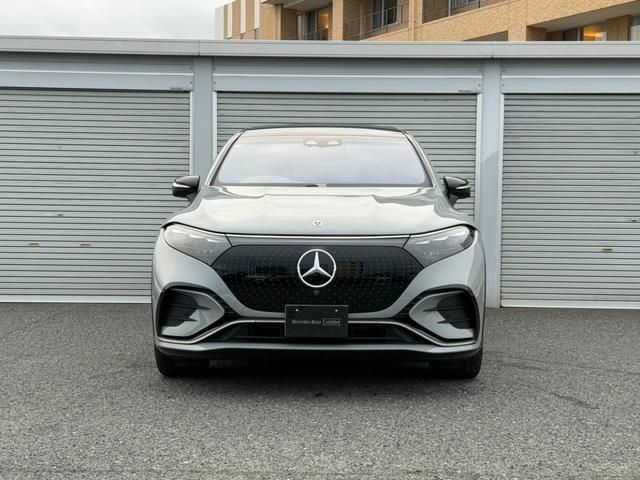 MERCEDES BENZ EQS SUV