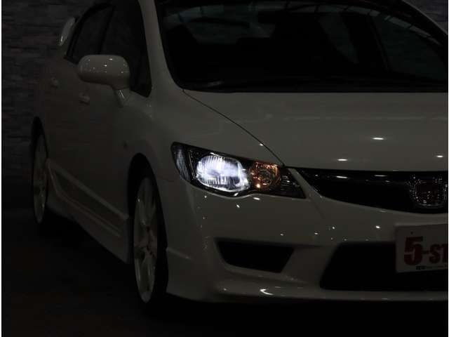 CIVIC sedan