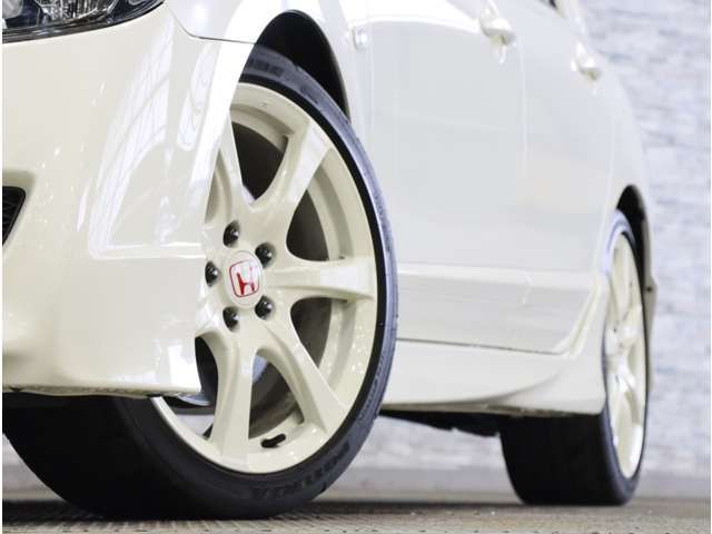 CIVIC sedan