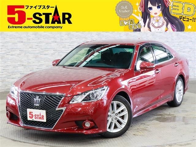 CROWN sedan
