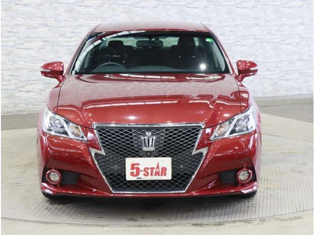 CROWN sedan