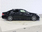 CROWN sedan