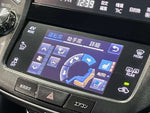 CROWN sedan hybrid