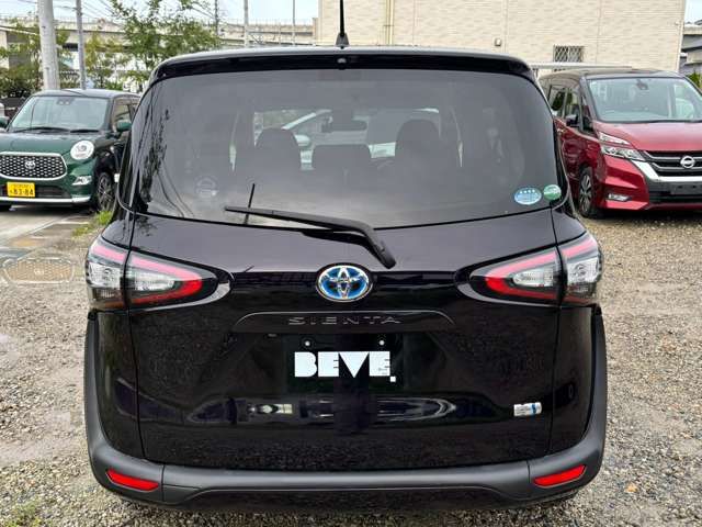 SIENTA HYBRID