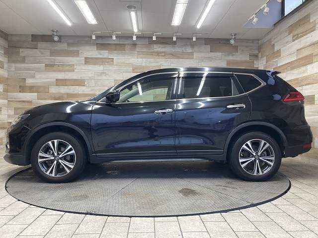 X-TRAIL 4WD
