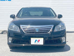 CROWN sedan hybrid