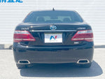 CROWN sedan hybrid