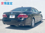 CROWN sedan hybrid