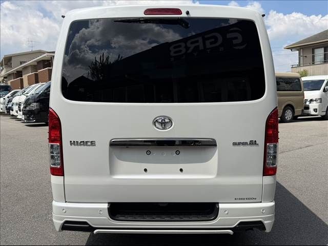 HIACE van 4WD