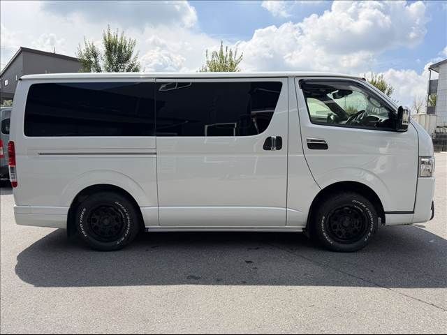 HIACE van 4WD