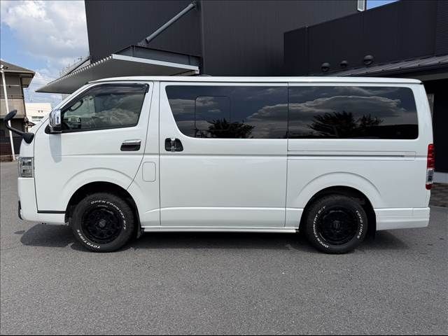 HIACE van 4WD