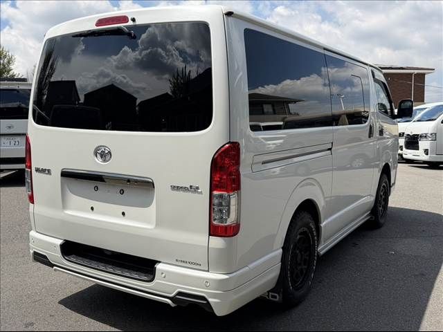 HIACE van 4WD