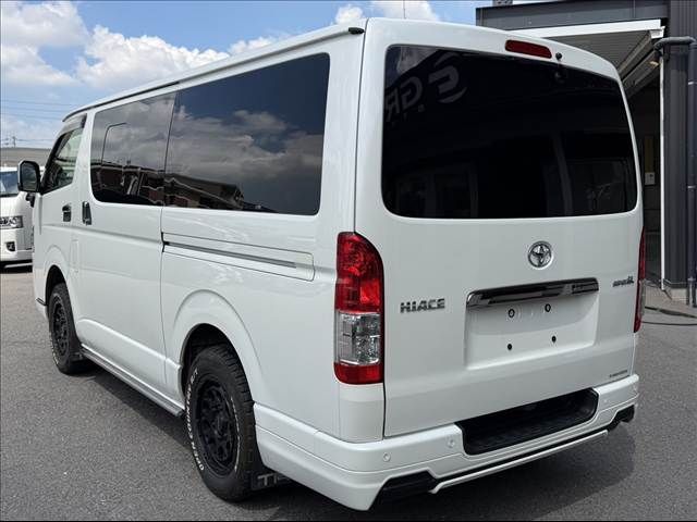 HIACE van 4WD