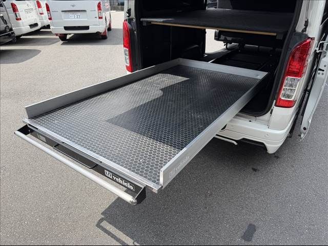 HIACE van 4WD