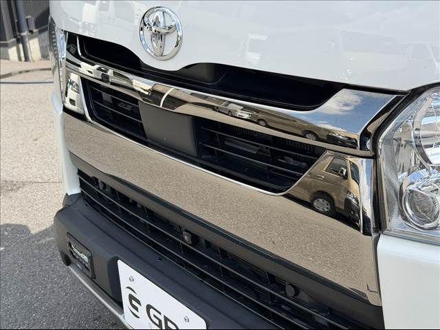 HIACE van 4WD