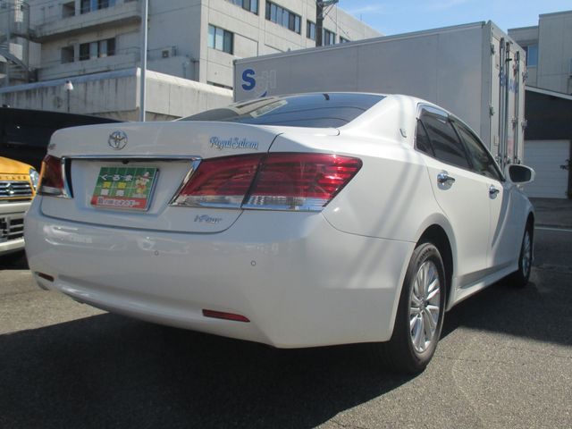 CROWN sedan 4WD