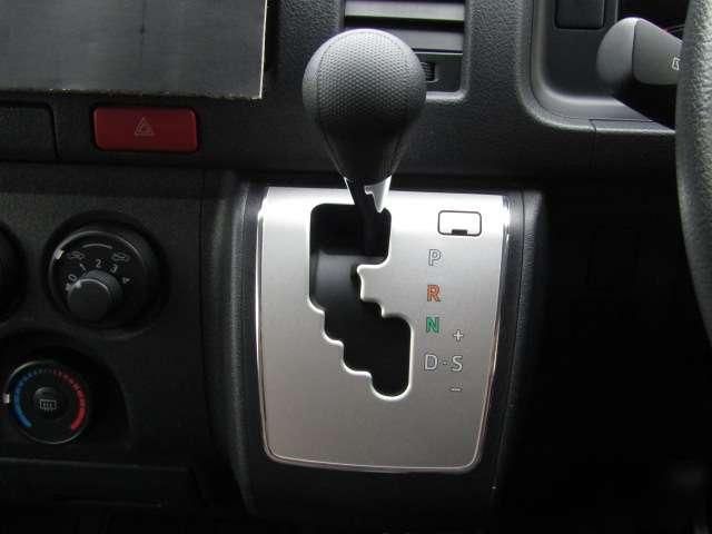 HIACE van 2WD