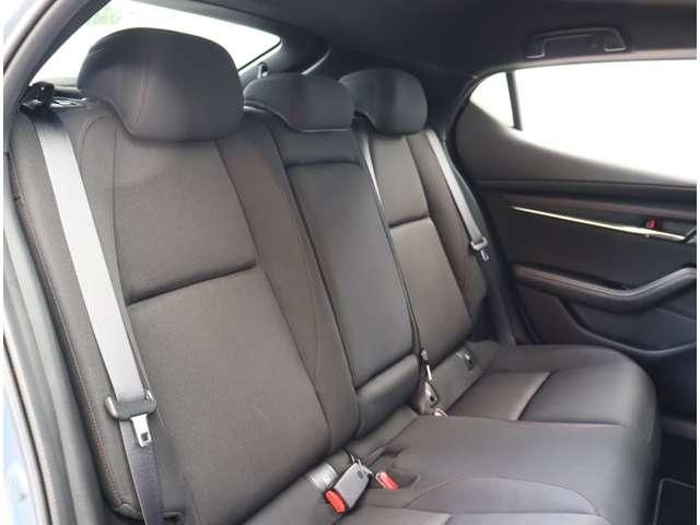 MAZDA3 FASTBACK