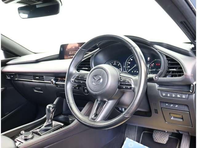 MAZDA3 FASTBACK