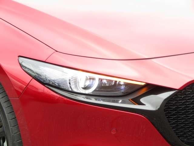MAZDA3 FASTBACK