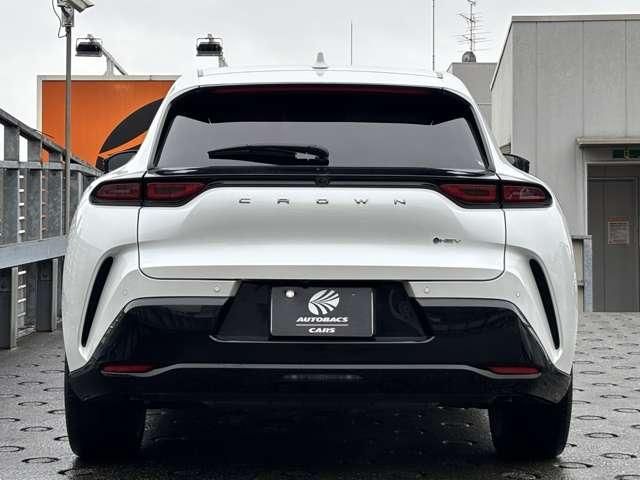 CROWN SPORT