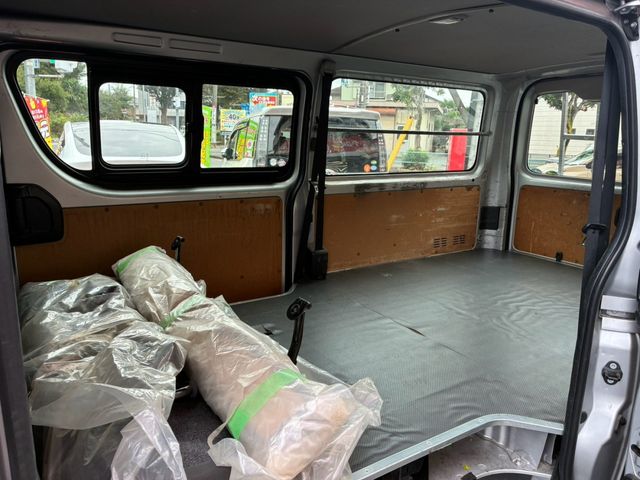 HIACE van 2WD