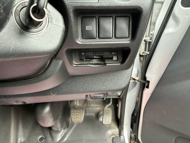 HIACE van 2WD