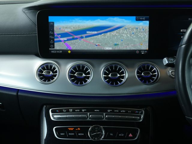 MERCEDES BENZ E class coupe