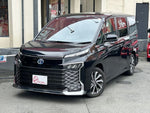 VOXY HYBRID