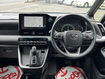 VOXY HYBRID