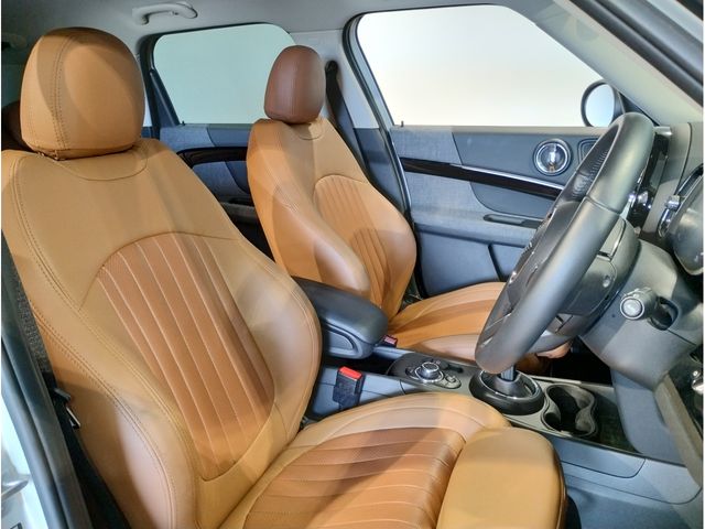 MINI COOPER D CROSSOVER