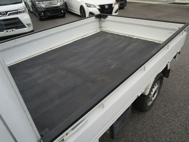 CARRY truck 4WD