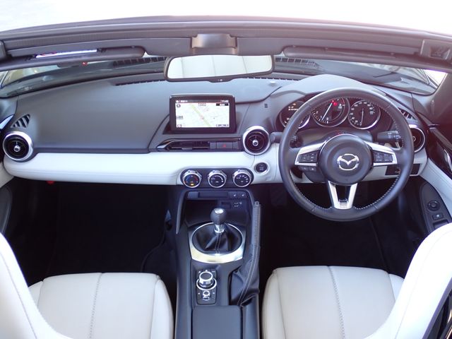 ROADSTER