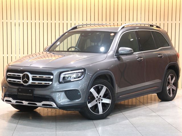 MERCEDES BENZ GLB