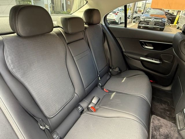 MERCEDES BENZ C class sedan