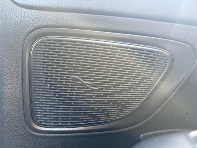 MERCEDES BENZ C class sedan