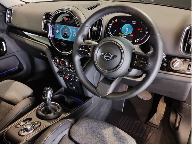 MINI COOPER D CROSSOVER