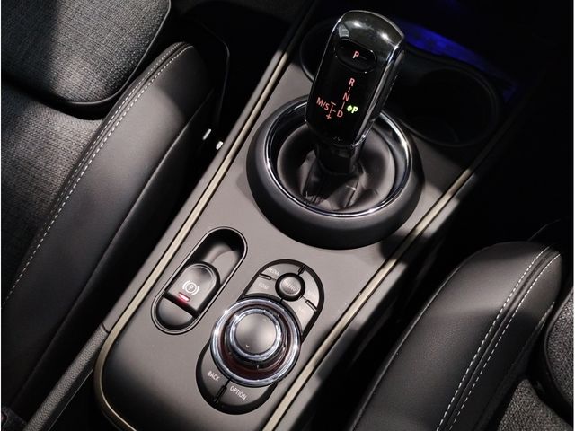 MINI COOPER D CROSSOVER