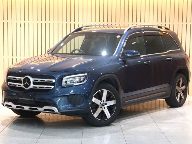 MERCEDES BENZ GLB