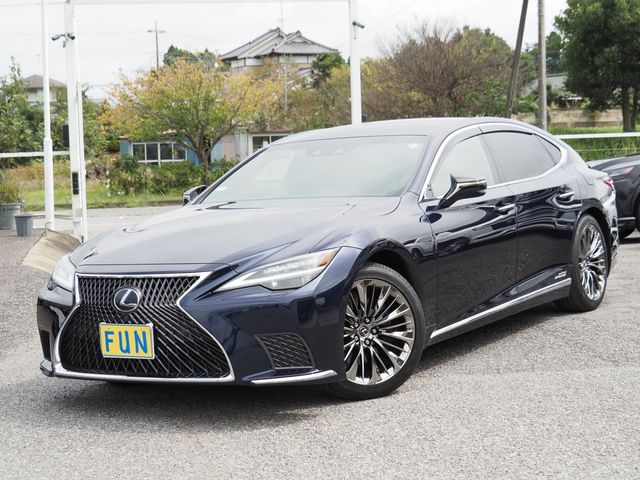 LEXUS LS500h 4WD