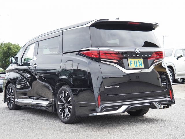 ALPHARD hybrid 4WD