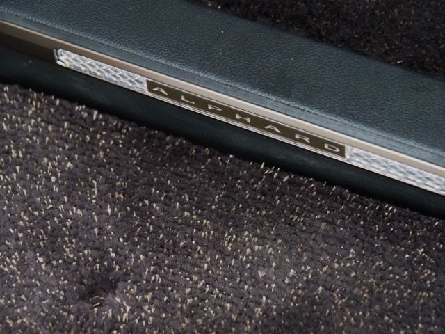 ALPHARD hybrid 4WD
