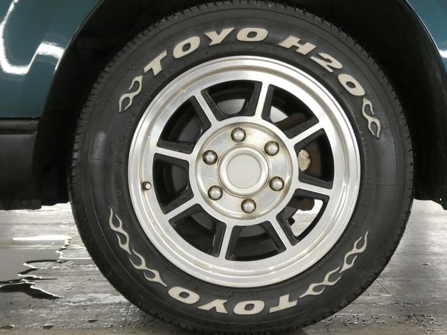 HIACE van 2WD