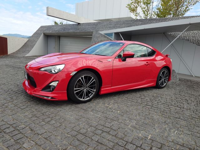 86