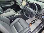 CROWN sedan hybrid